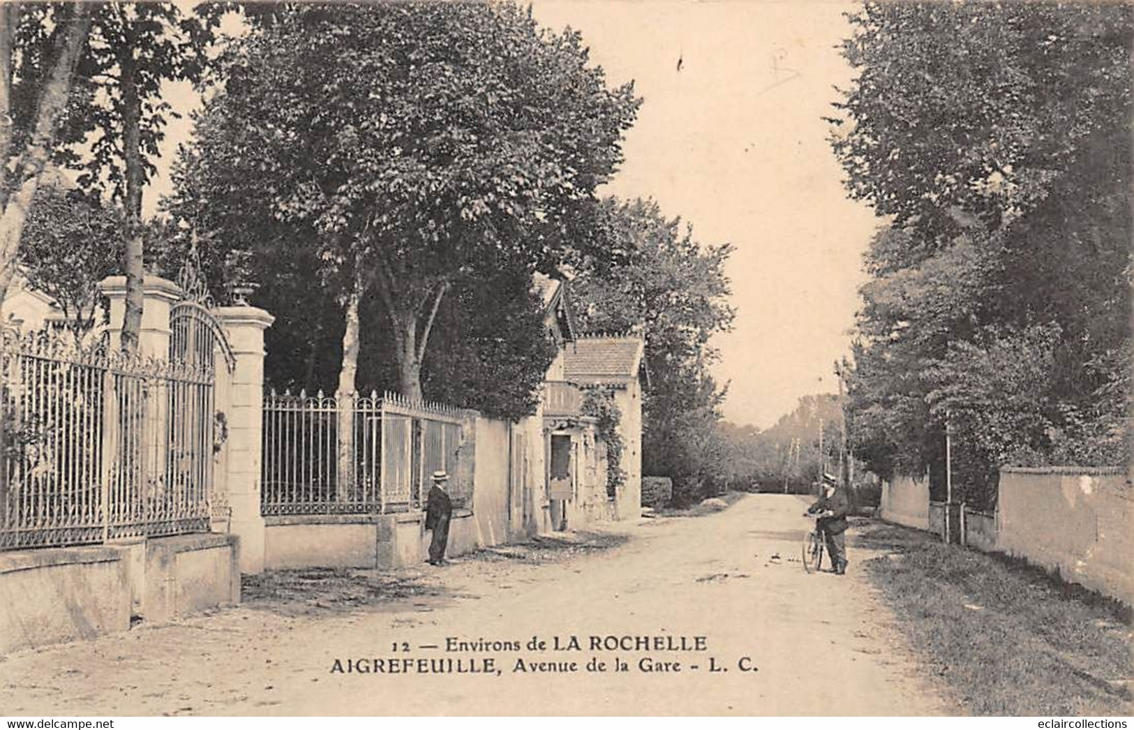 Aigrefeuille D'Aunis     17      Avenue De La Gare       (voir Scan) - Andere & Zonder Classificatie