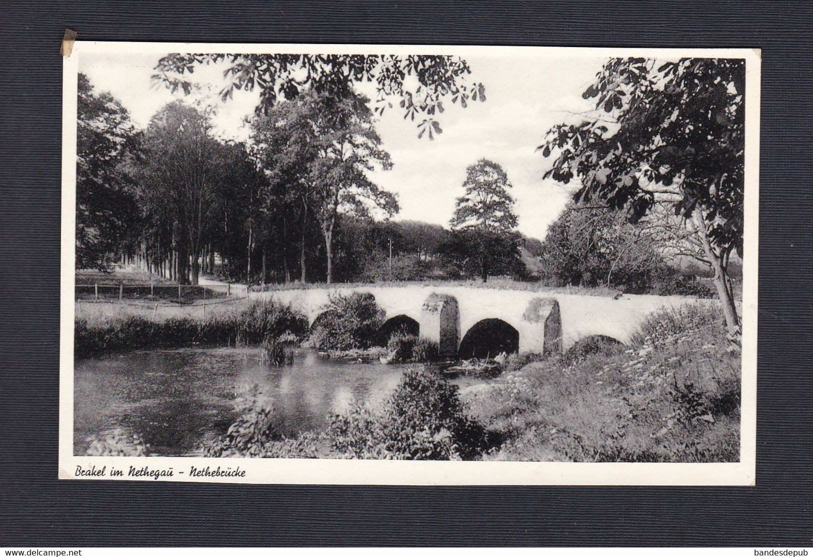 AK Brakel Im Nethegau Nethelbrücke ( Josef Sander Buchhandlung 44453) - Brakel