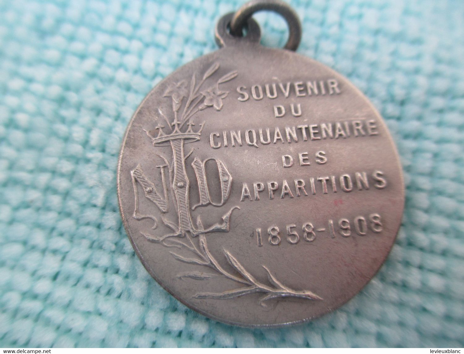 Médaille Pieuse Ancienne/LOURDES/ Souvenir Du Cinquantenaire Des Apparitions/1858-1908/Nickel/1908  CAN 676 - Religion & Esotérisme