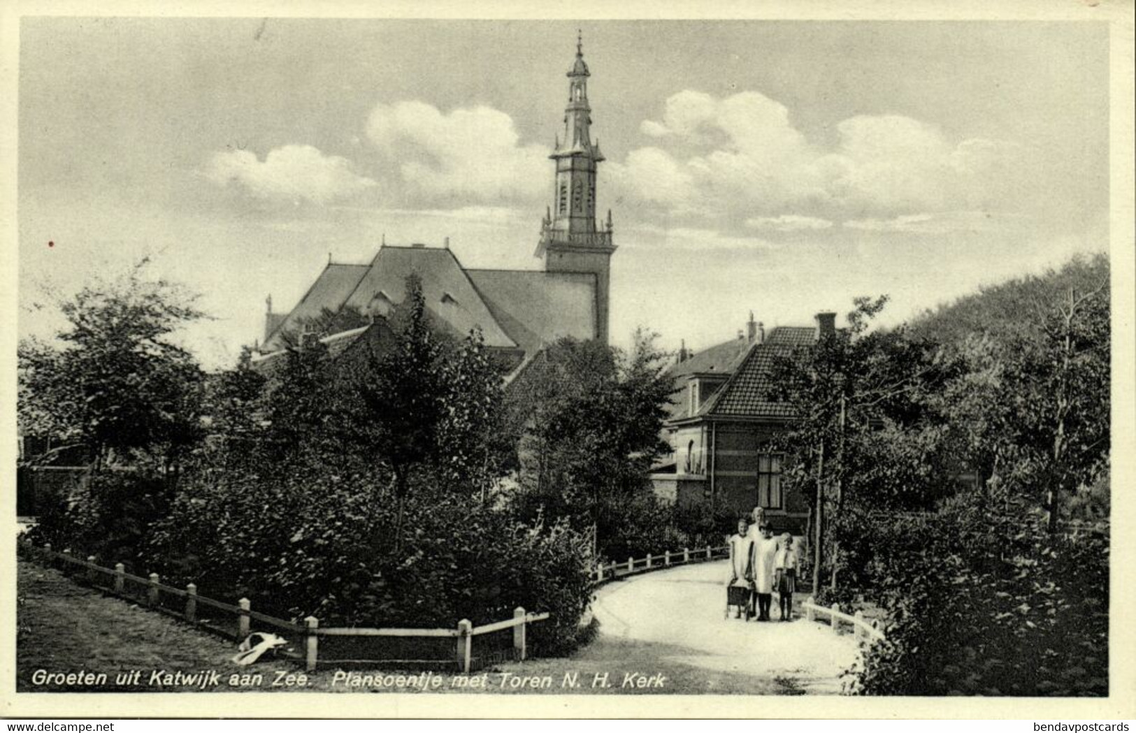 Nederland, KATWIJK A/Zee, Plansoentje Met Toren N.H. Kerk (1920s) Ansichtkaart - Katwijk (aan Zee)