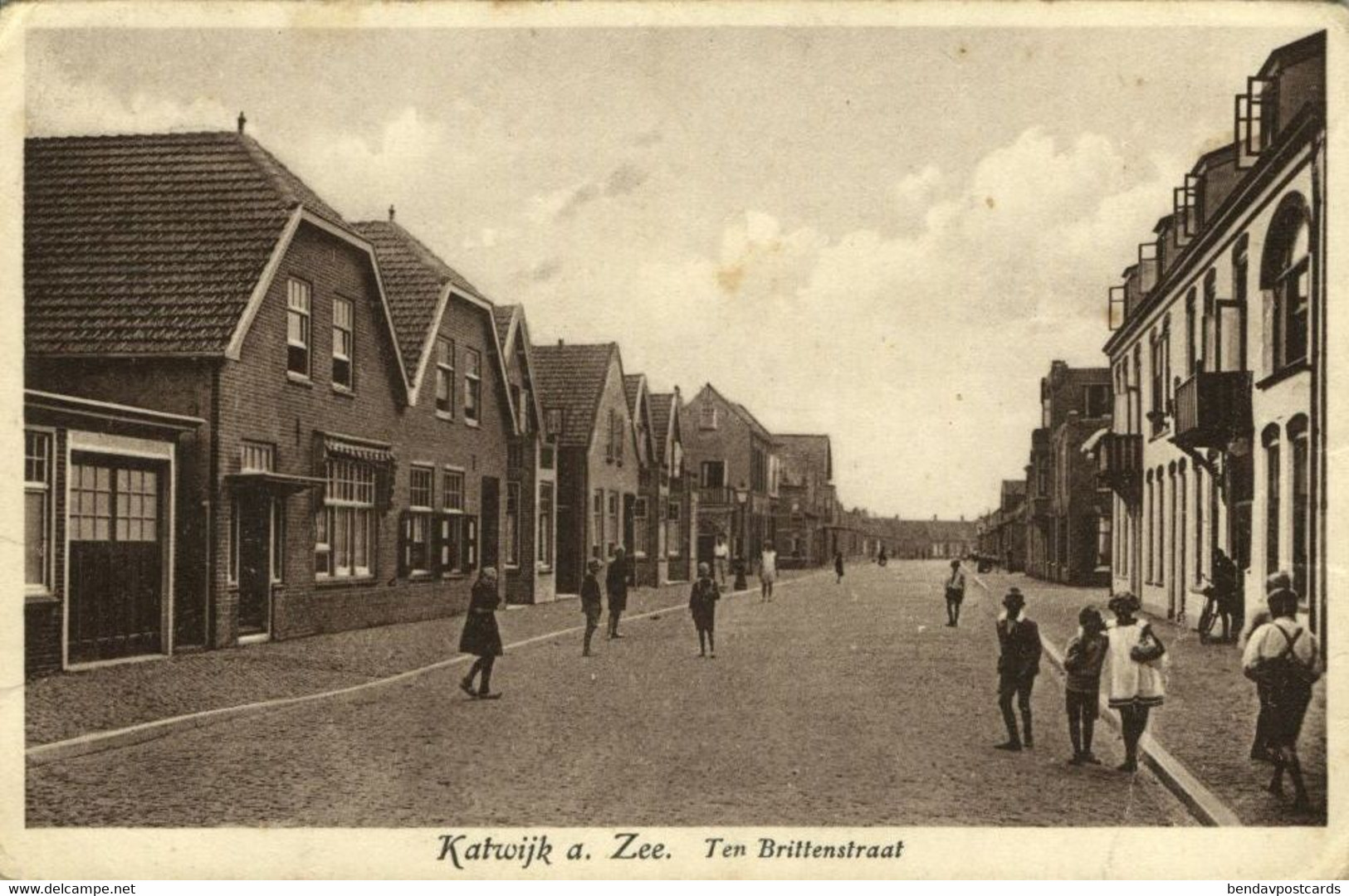 Nederland, KATWIJK Aan ZEE, Ten Brittenstraat Met Kinderen (1933) Ansichtkaart - Katwijk (aan Zee)