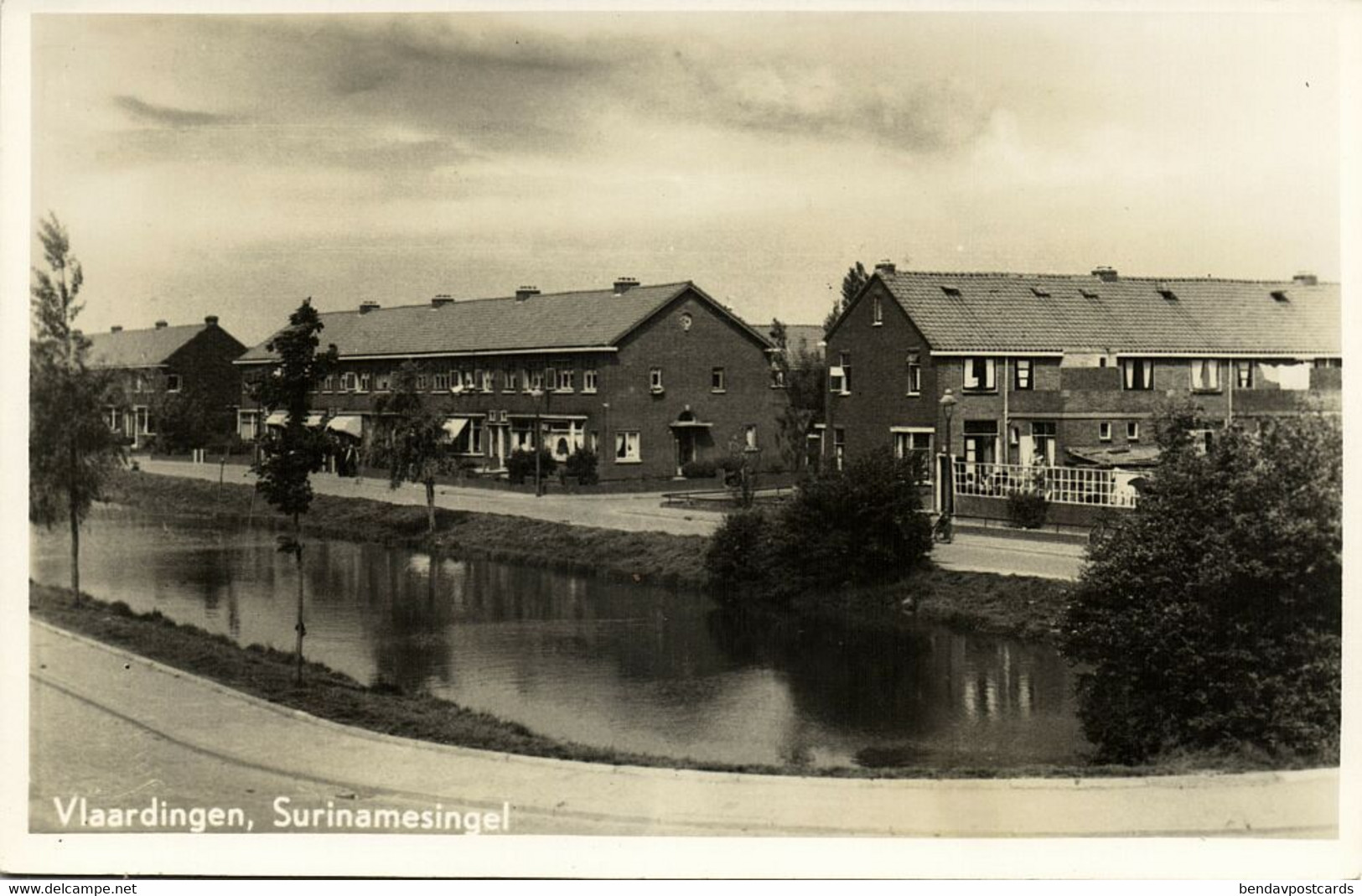 Nederland, VLAARDINGEN, Surinamesingel (1950s) Ansichtkaart - Vlaardingen