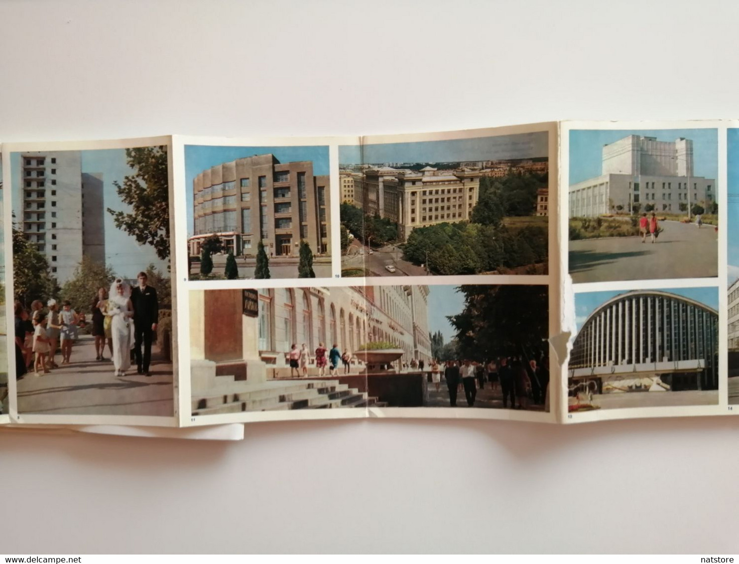 USSR..VINTAGE FOLDING BOOK WITH OLD PHOTOS  OF KHARKOV - 1950-Maintenant