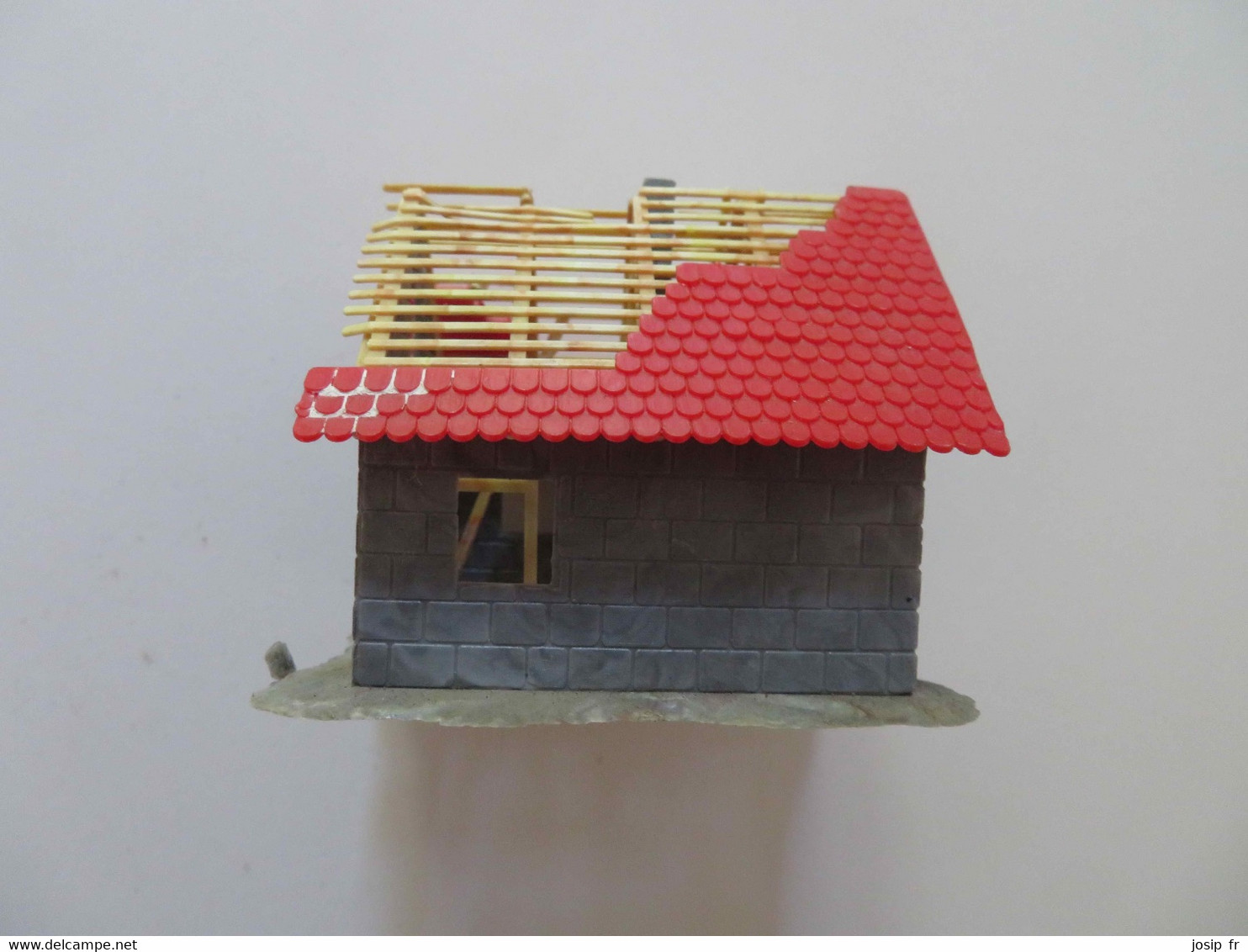 MODELISME FERROVIAIRE: MAQUETTE MAISON EN CONSTRUCTION (FORMAT HO) - Decorazione