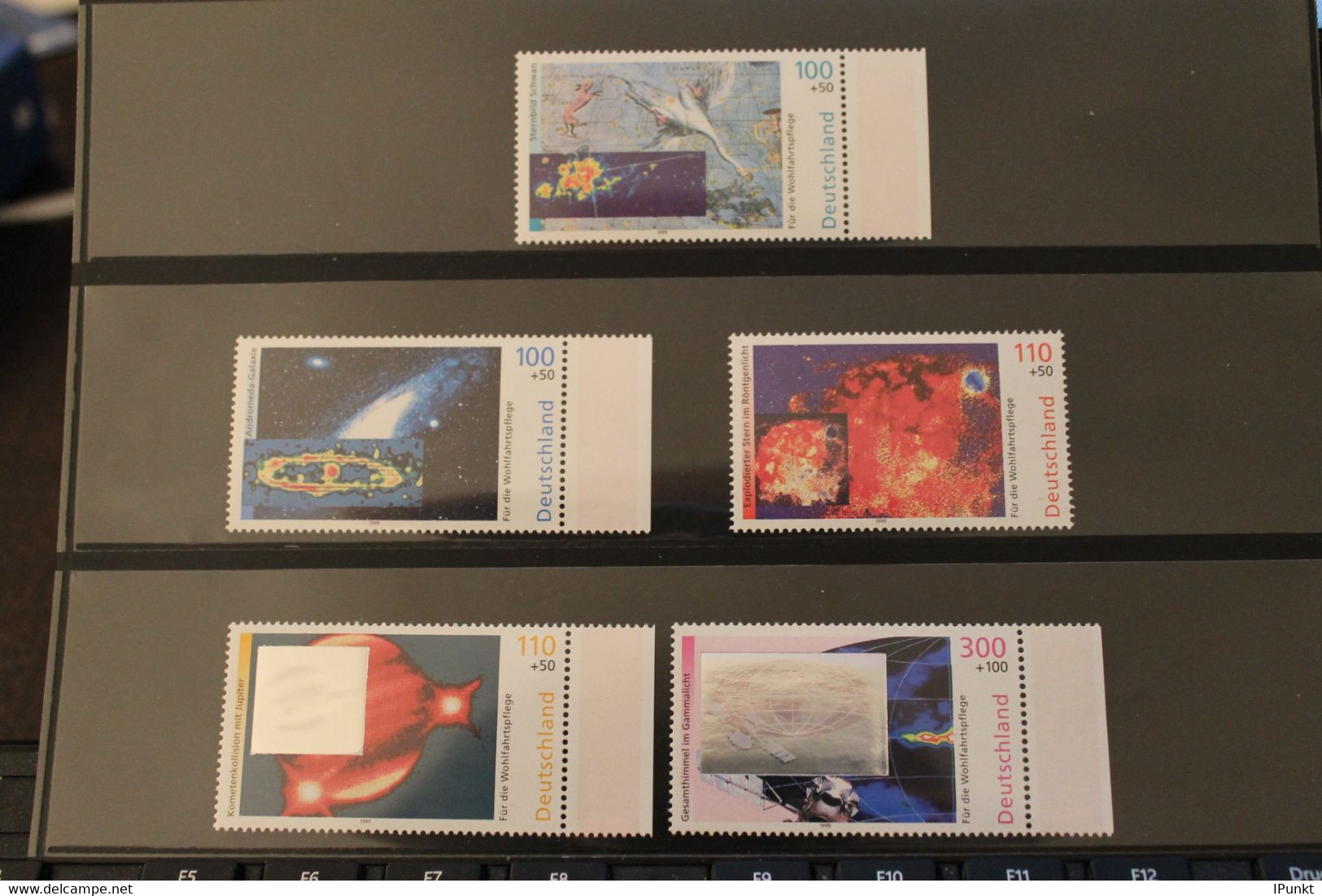 Deutschland 1999, Für Die Wohlfahrtspflege: Der Kosmos; MiNr. 2077-81; MNH - Ologrammi