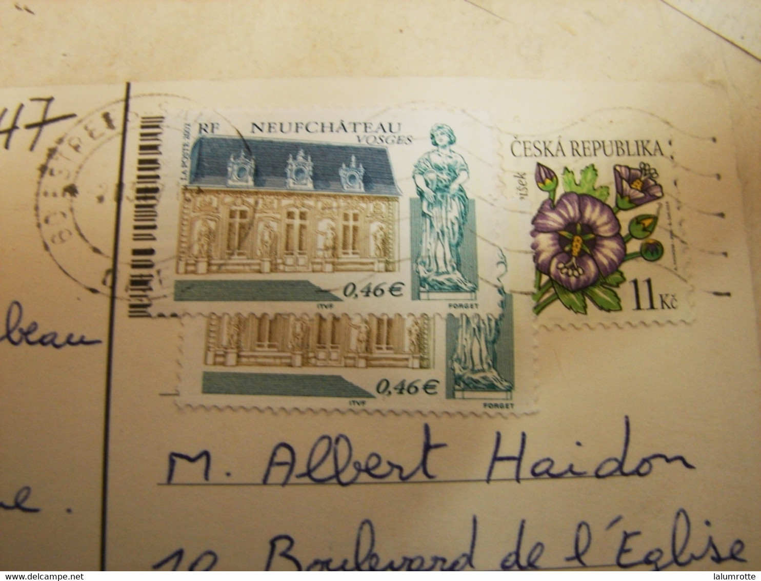 LetDoc. 447. CP Envoyée De Prague Avec Un Timbre De La République Et Deux Timbres Français - Covers & Documents