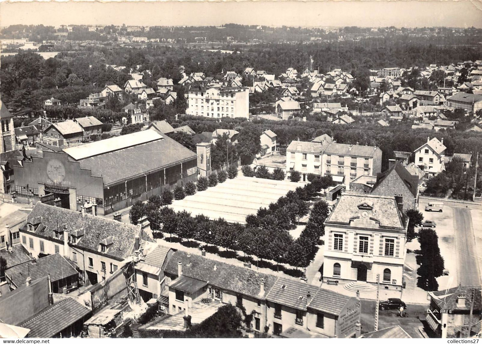 91-DRAVEIL- LA MAIRIE ET LA PLACE DU MARCHE VUE DU CIEL - Draveil