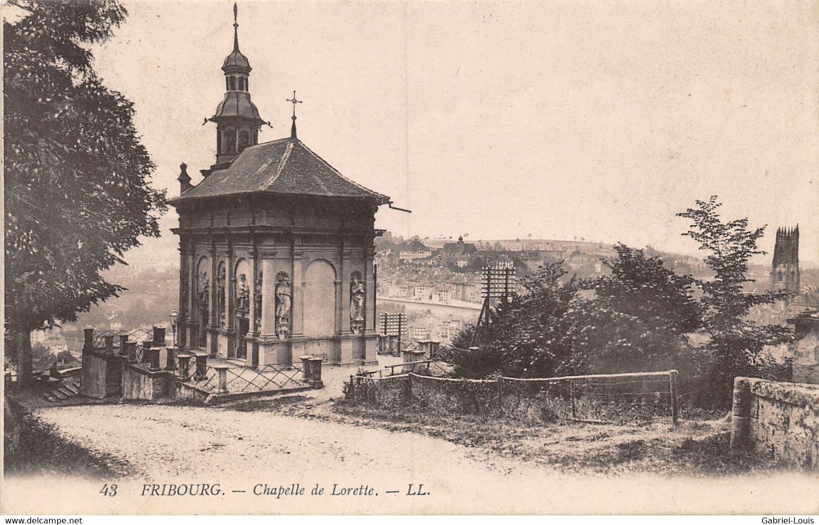 Fribourg Chapelle De Lorette - Sommet De La Cathédrale - Chapelle