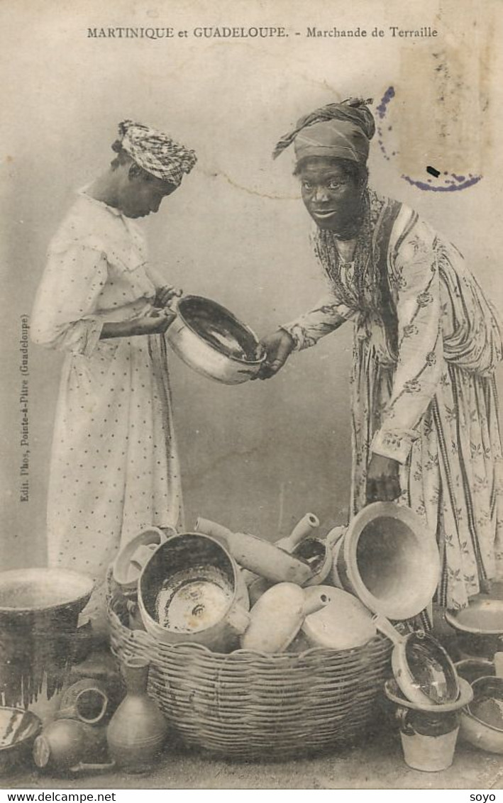 Marchande De Terraille Antilles Guadeloupe Martinique  . Terre Cuite . Poterie. Pottery - Mercanti