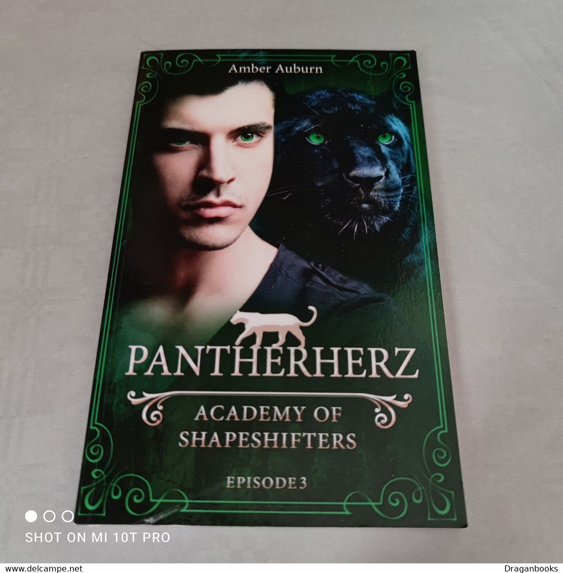 Amber  Auburn - Pantherherz Episode 3 - Academy Of Shapeshifters - Fantasy