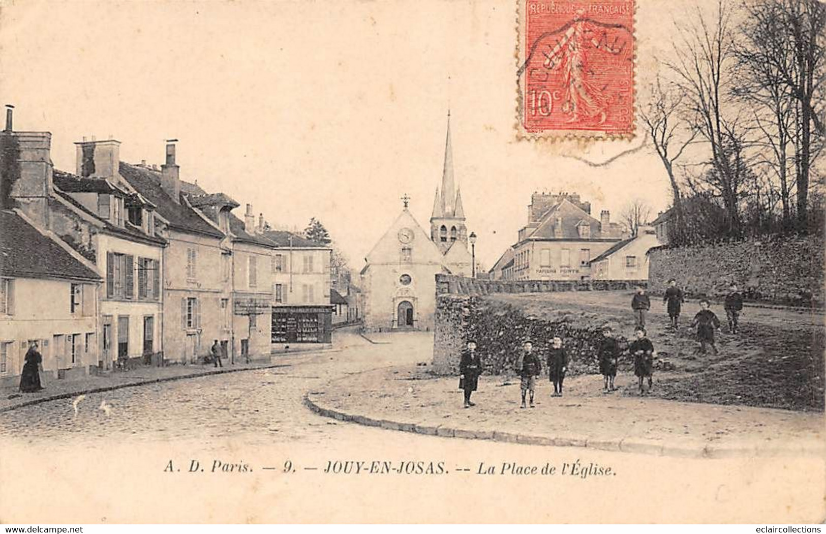 Jouy En Josas     78       Rue Et  Place De L' église    A.D 9   (voir Scan) - Jouy En Josas