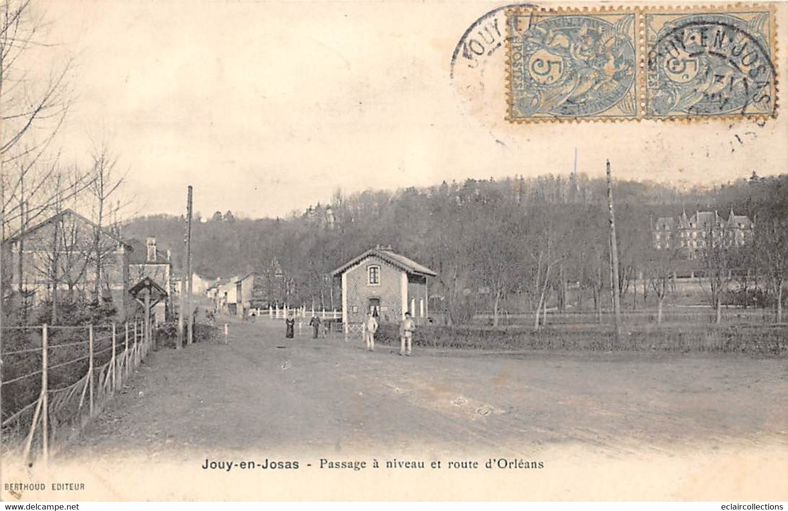 Jouy En Josas     78        Le Passage A Niveau Et Route D'Orléans        (voir Scan) - Jouy En Josas