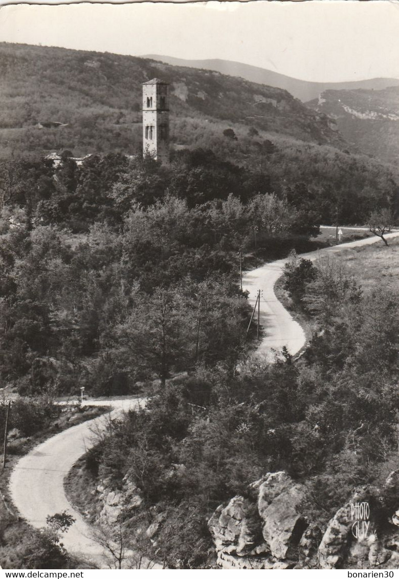 CPSM 84 BONNIEUX PRIEURE SAINT-SYMPHORIEN - Bonnieux