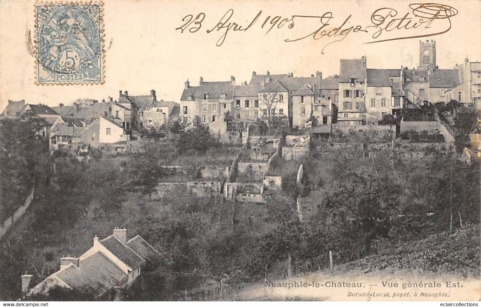 Neauphle Le Château        78        Vue Générale Est        (voir Scan) - Neauphle Le Chateau