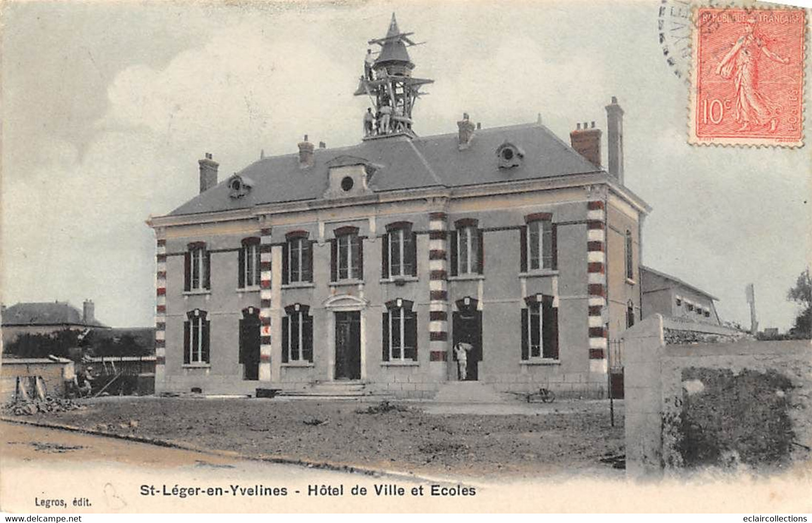 Saint Léger En Yvelines          78       Hôtel De Ville Et Ecoles. Echafaudage.  (voir Scan) - St. Leger En Yvelines