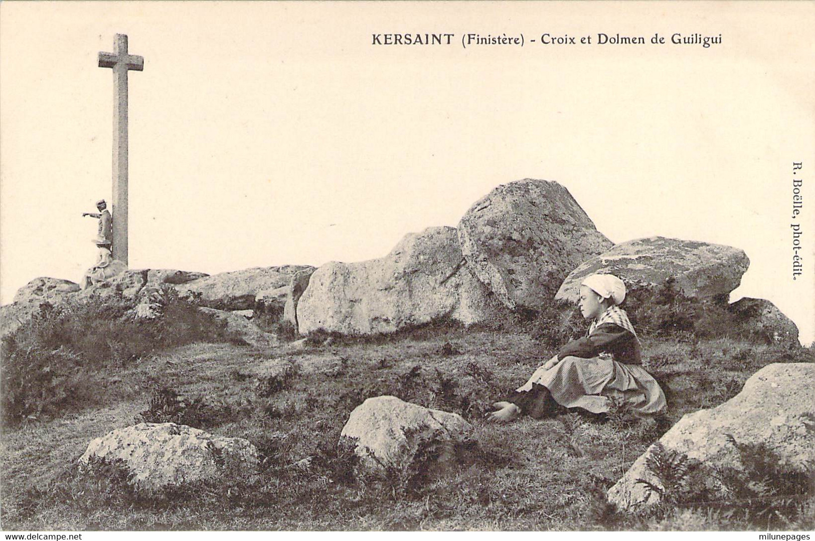 29 FINISTERE La Croix Et Le Dolmen De Guiligui à KERSAINT - Kersaint-Plabennec