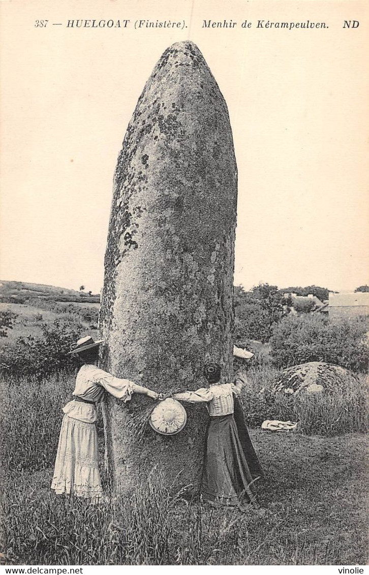 21-3986 : HUELGOAT. MENHIR DE KERAMPEULVEN - Dolmen & Menhirs