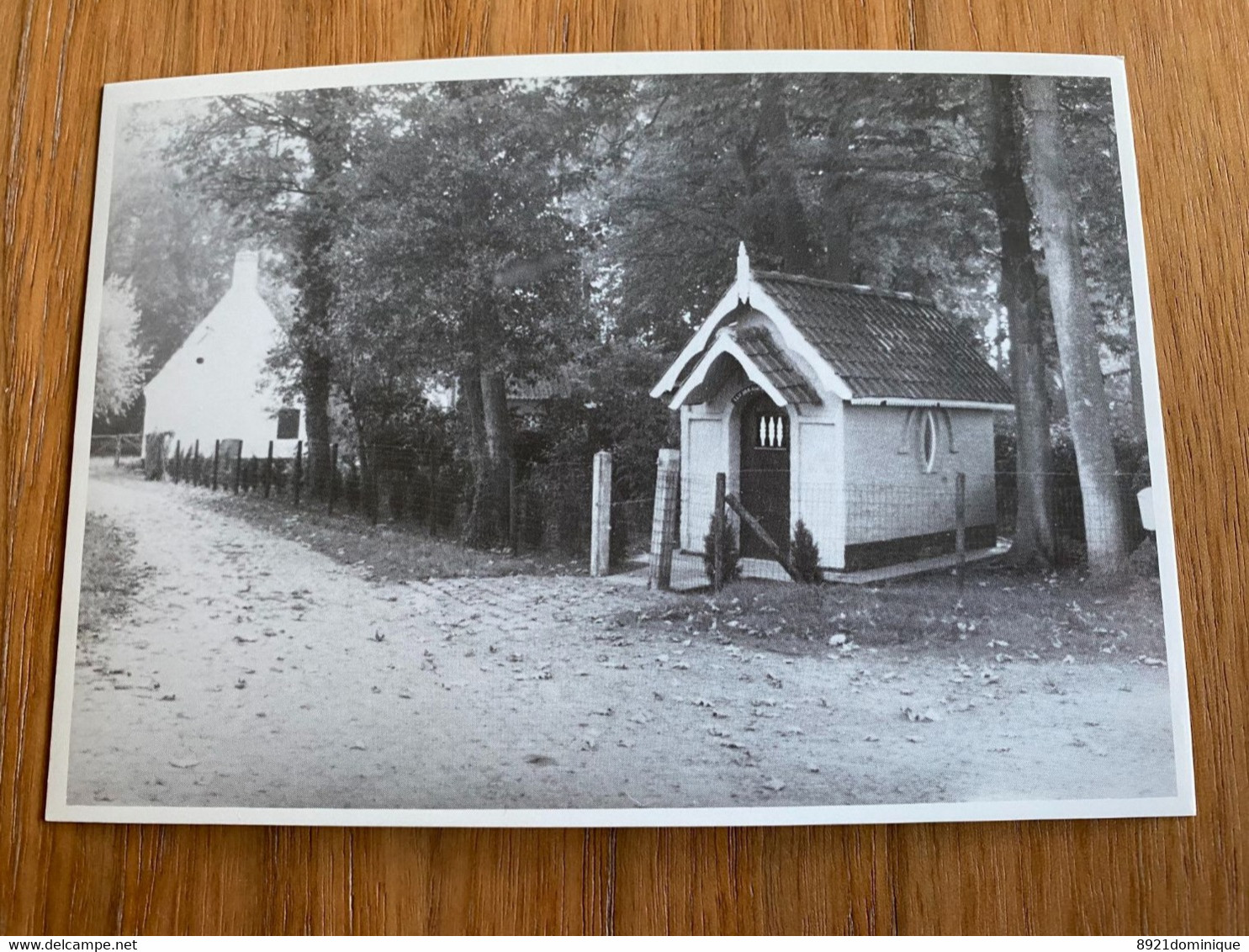 Beernem - Oedelem - Landelijk Beeld In De Kerselarestraat Met Oude Kapel - Beernem