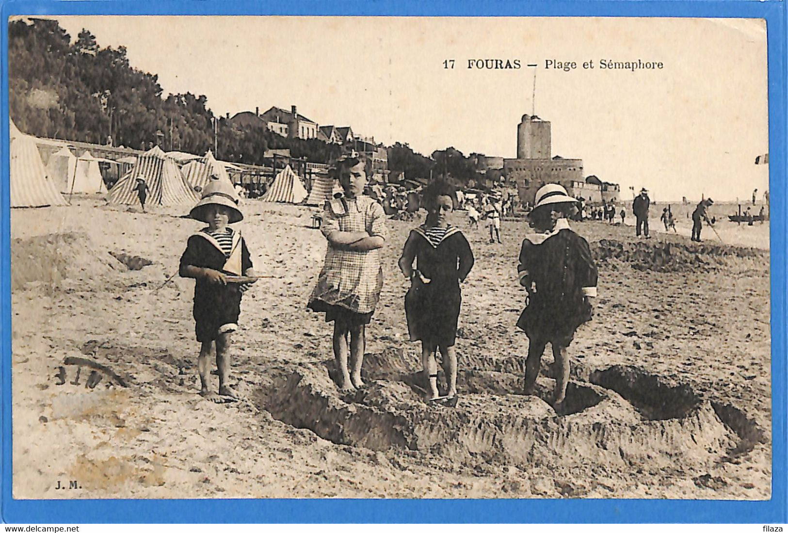 17 - Charente Maritime - Fouras - Plage Et Semaphore  (N3433) - Fouras-les-Bains