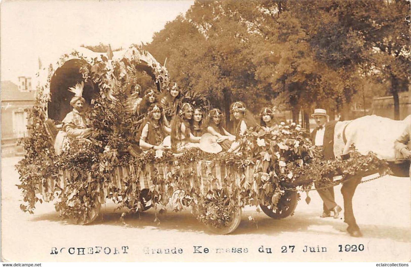 Rochefort Sur Mer       17        Char De La Grande Kermesse Juin 1920.     Carte Photo     (voir Scan) - Rochefort