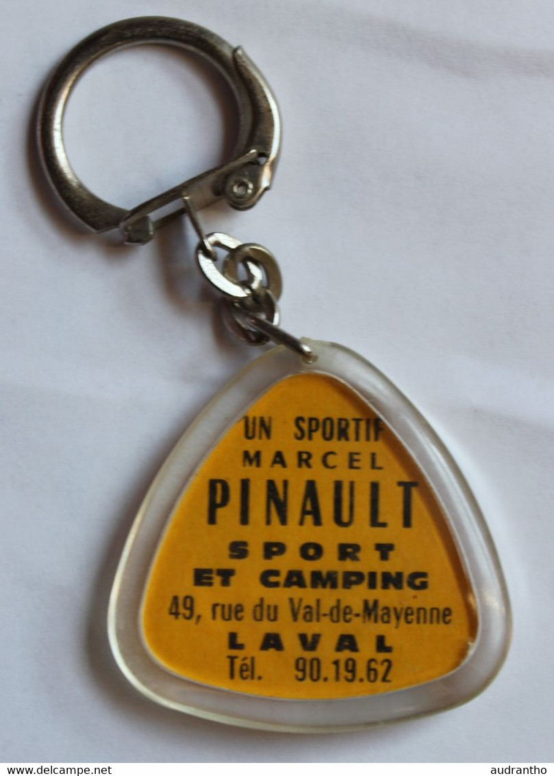 Rare Porte Clés Marcel Pinault Boxeur Champion De Boxe Du Stade Lavallois Sport Et Camping Laval Val De Mayenne - Habillement, Souvenirs & Autres