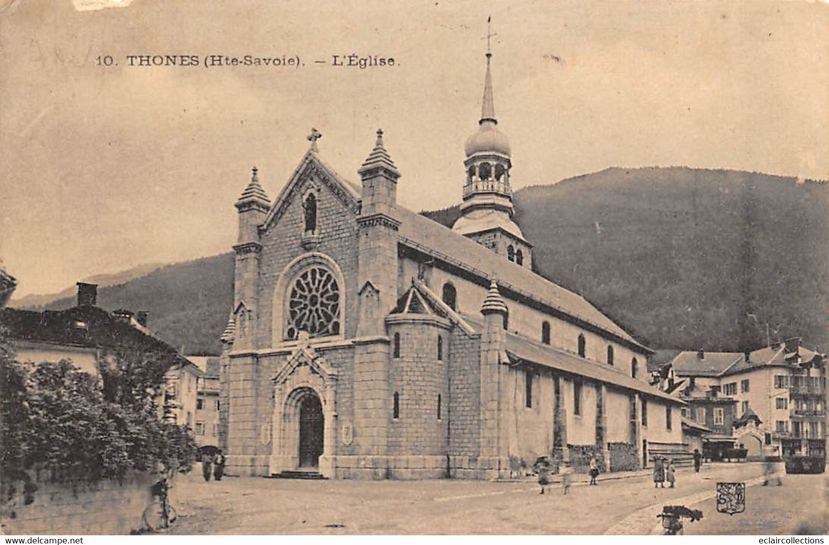 Thônes        74        L'Eglise      N° 10     (voir Scan) - Thônes