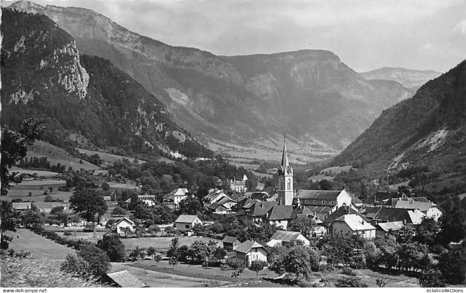 Thorens-Glières          74           Vue Générale  Et Plateau Des Glières   1956     N° 7904       (voir Scan) - Thorens-Glières