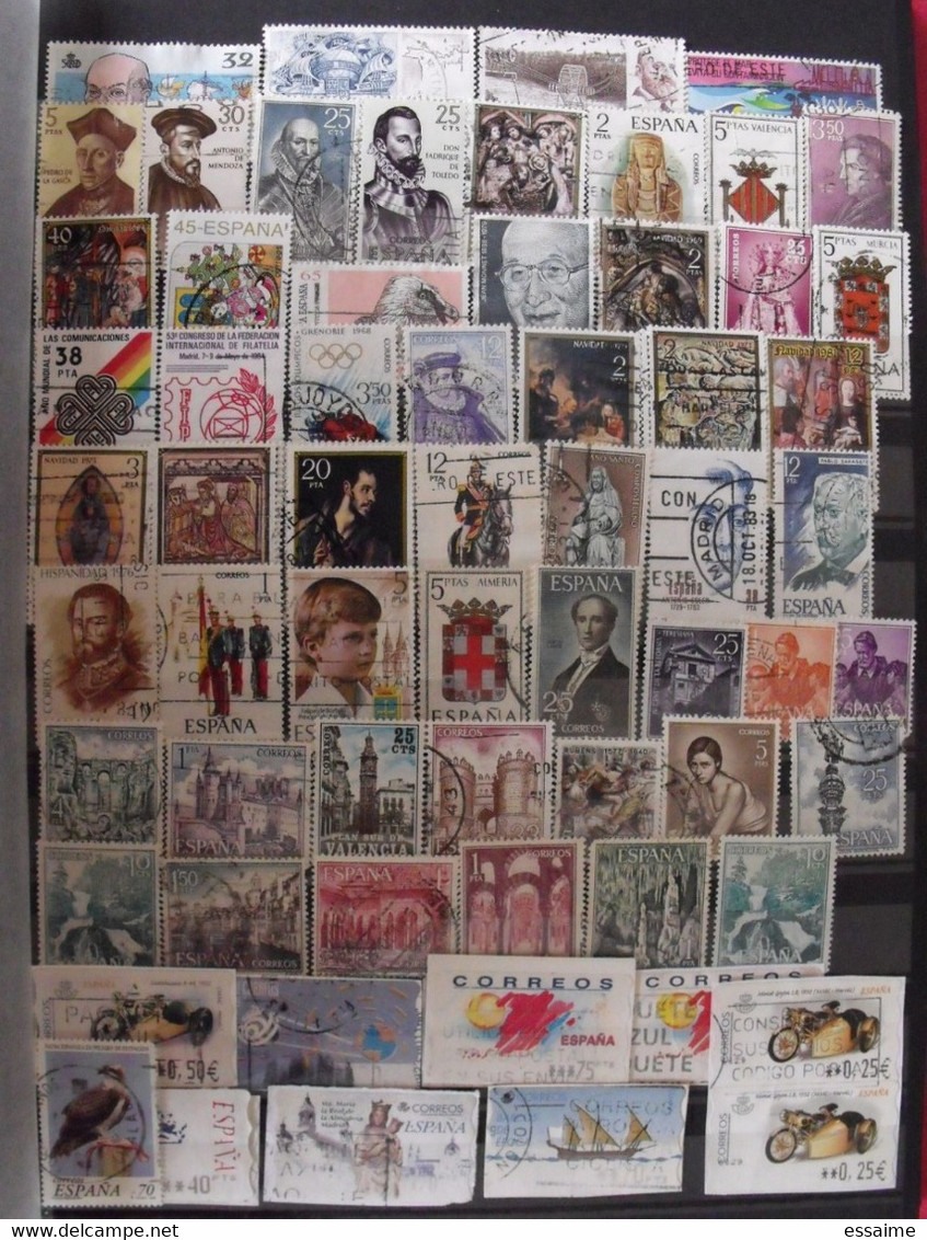 Italie. Collection De 520 Timbres Oblitérés (quelques Neufs). - Sammlungen