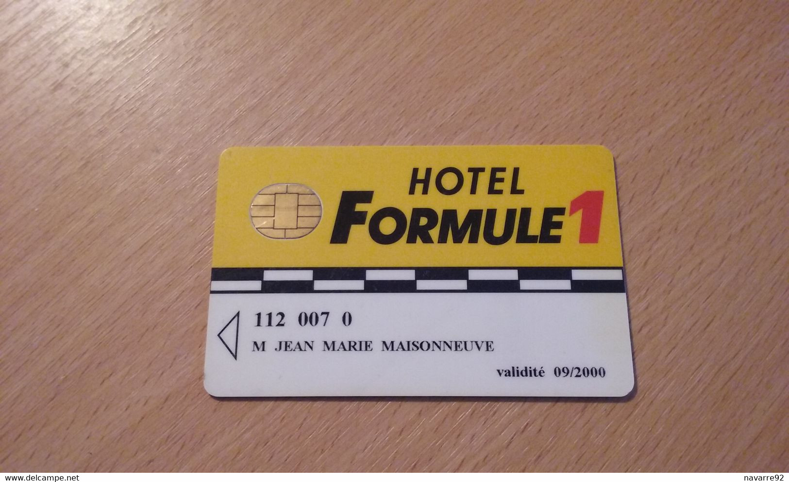 ANCIENNE CARTE A PUCE BULL HOTEL FORMULE 1 BON ETAT !!! - Clés D'hôtel