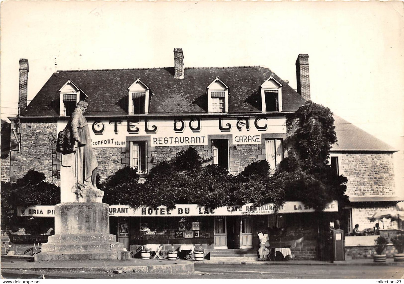 35-COMBOURG- PLACE DU CHÂTEAU - Combourg