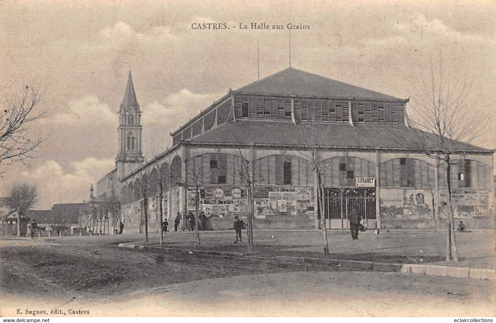 Castres           81         La Halle Aux Grains       (voir Scan) - Castres