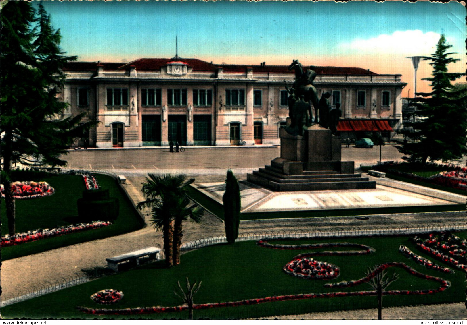 38449) CARTOLINA DI BUSTO ARSIZIO-MONUMENTO A ENRICO DELL'ACQUA E STAZIONE FFSS-VIAGGIATA - Busto Arsizio