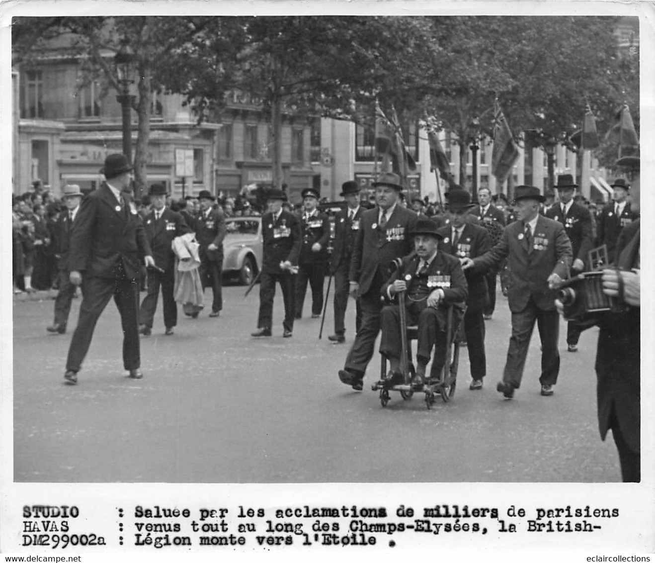 Photographie:     La British-Légion  Aux Champs Elysées   (voir Scan Et Commentaires) - Altri & Non Classificati