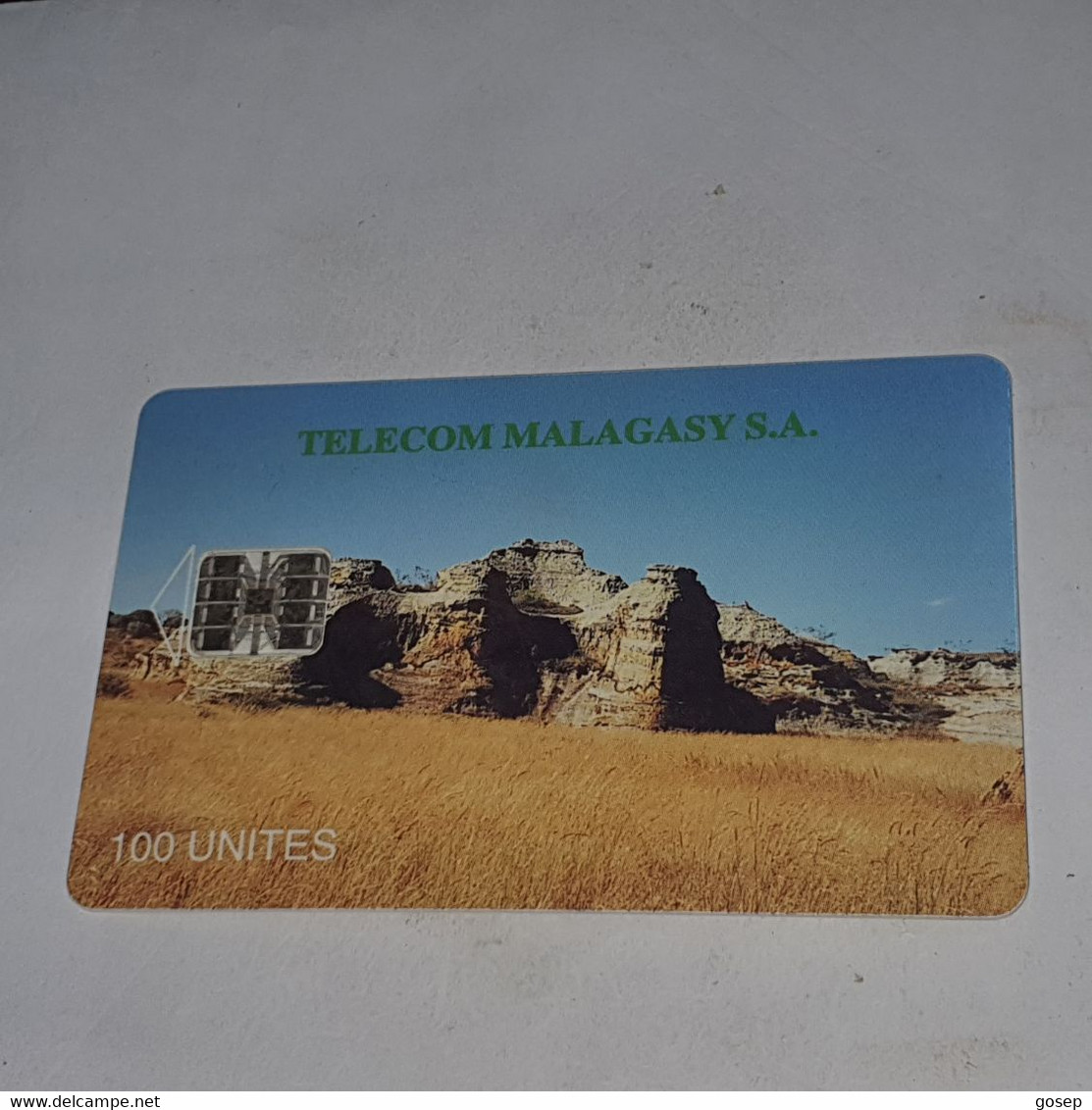 Madagascar-(MDG-09A)-lsalo(reverseB-(16)-(100units)-(00363751)-used Card+1card Prepiad,free - Madagascar