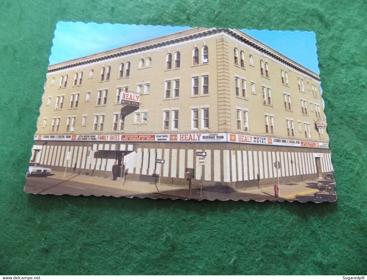 VINTAGE CANADA: SWIFT CURRENT SASK Healy Hotel Colour Dexter - Other & Unclassified