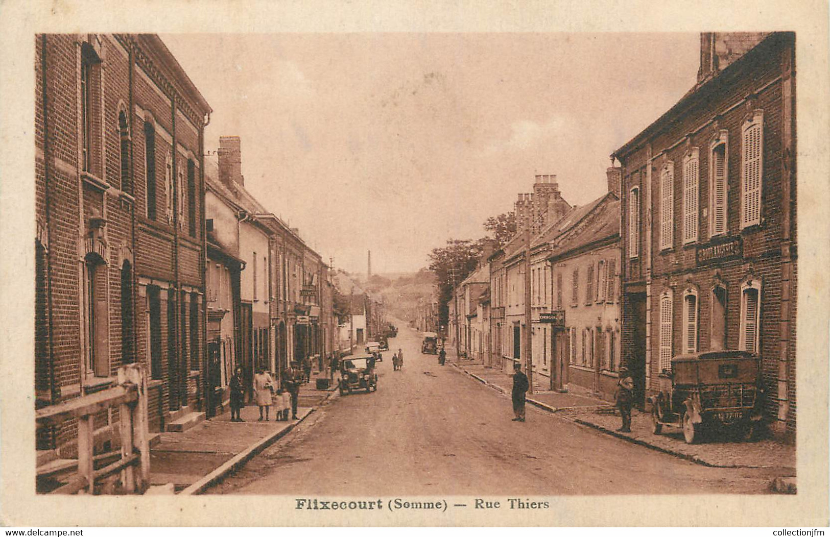 / CPA FRANCE 80 "Flixecourt, Rue Thiers " - Flixecourt