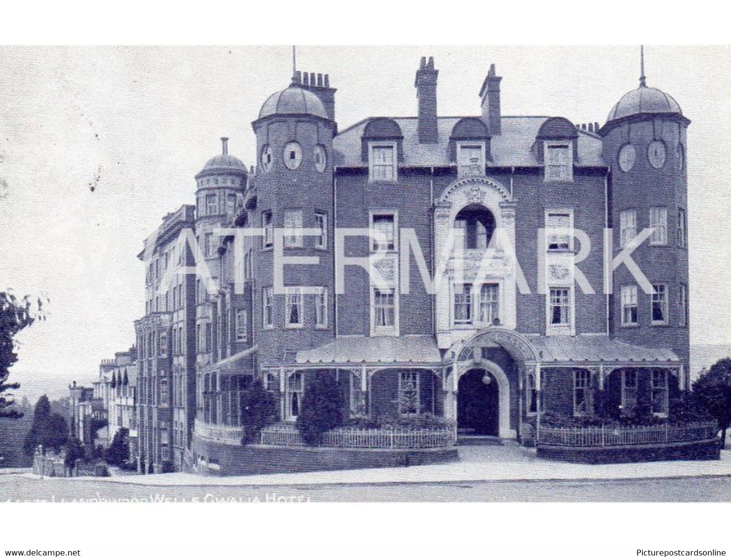 LLANDRINDOD WELLS GWALIA HOTEL OLD B/W POSTCARD WALES - Radnorshire