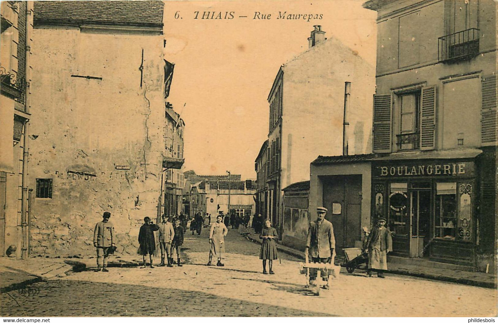 VAL DE MARNE  THIAIS  La Rue Maurepas - Thiais