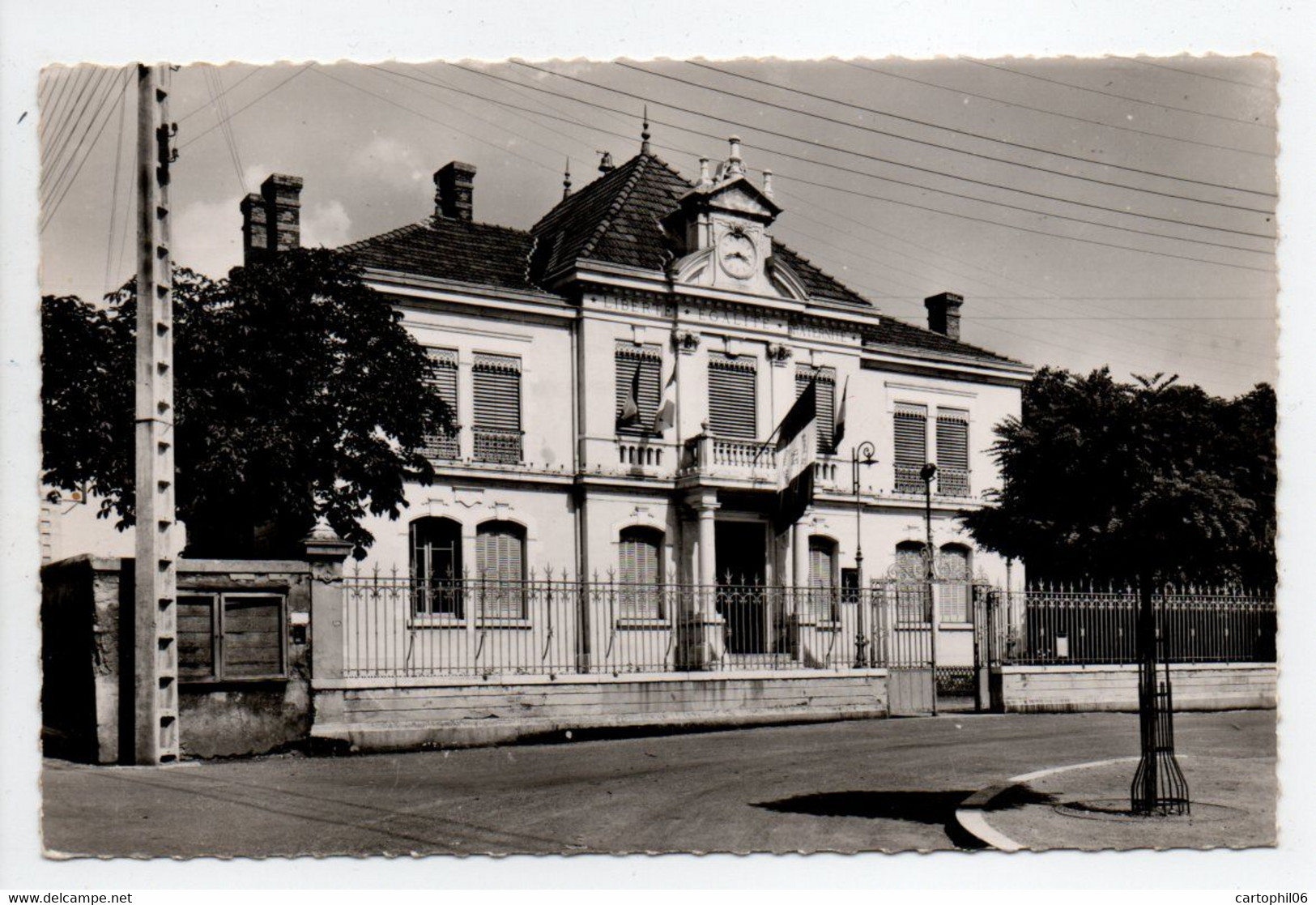 - CPSM PIERRE-BÉNITE (69) - La Mairie - Editions CELLARD 36.626 - - Pierre Benite