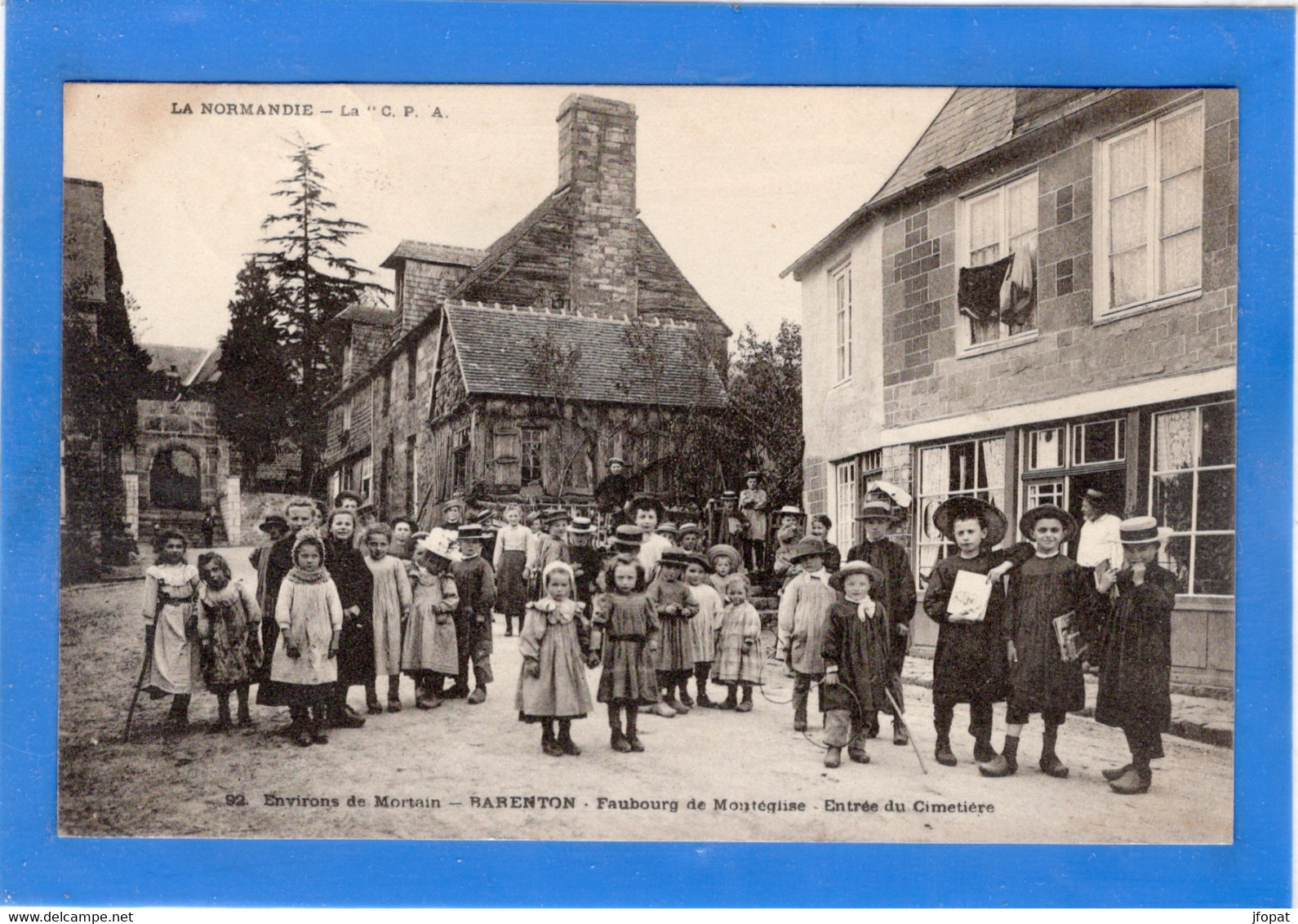 50 MANCHE - BARENTON Faubourg De Montéglise, Entrée Du Cimetière - Barenton