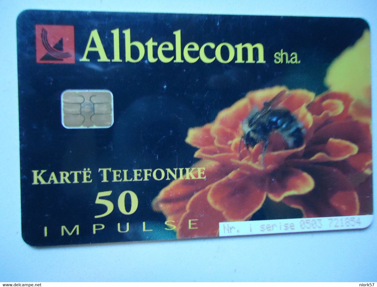 ALBANIA   USED   PHONECARDS  BEES   FLOWERS - Albanien