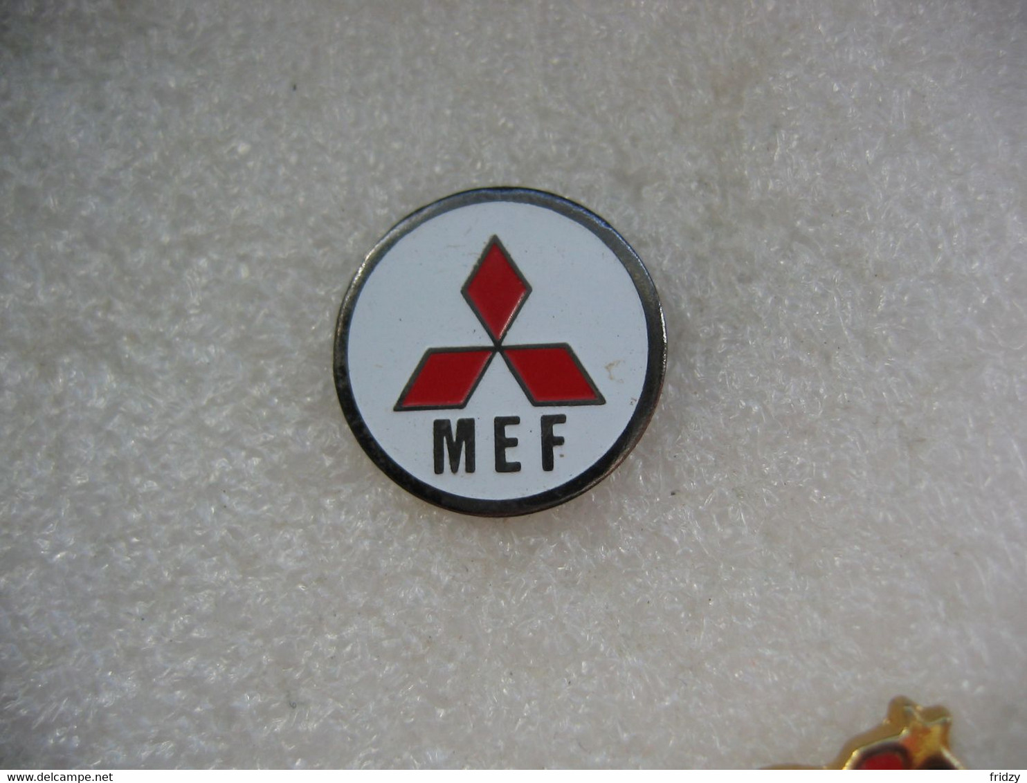 Pin's  MEF: Mitsubishi Motors Logo - Mitsubishi