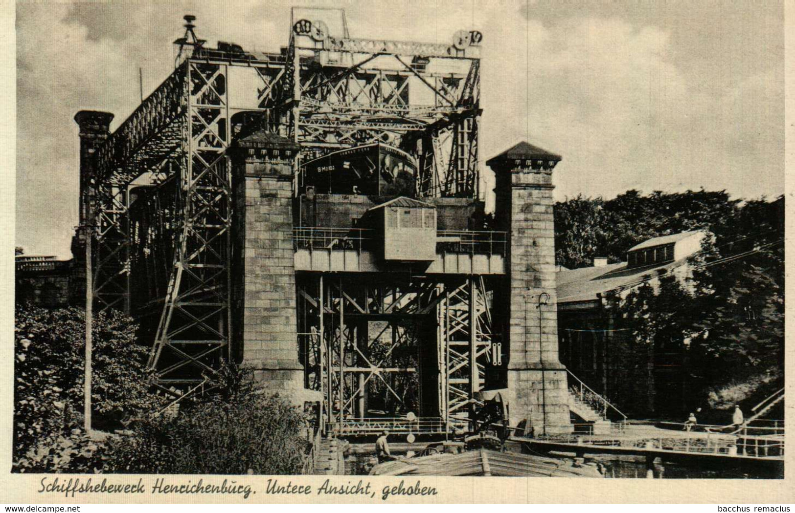 HENRICHENBURG - Schiffshebewerk - Untere Ansicht, Gehoben - Castrop-Rauxel