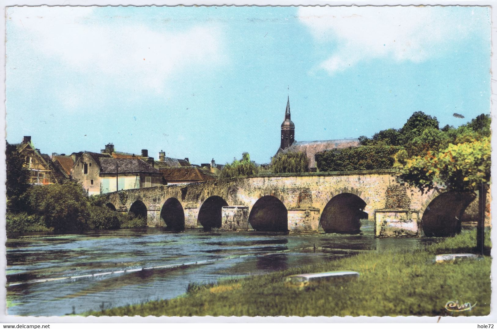 72 - Montfort-le-Gesnois (Pont-de-Gennes)  - Le Pont Romain - Montfort Le Gesnois