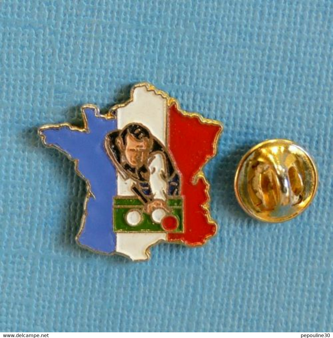 1 PIN'S //  ** TERRITOIRE TRICOLORE / CHAMPIONNAT DE FRANCE / BILLARD CARAMBOLE ** . (Kandin & Fils) - Billiards