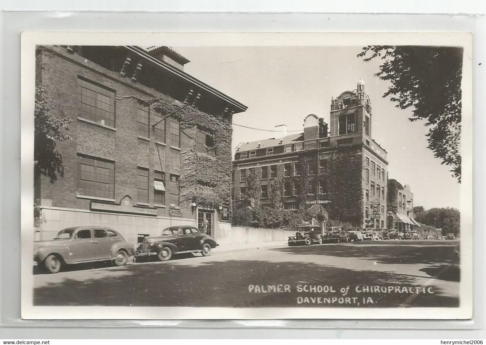 états Unis Usa Ia Iowa Davenport Palmer School Of Chiropractic Car Autos Garées Voiture Ford Carte Photo - Davenport