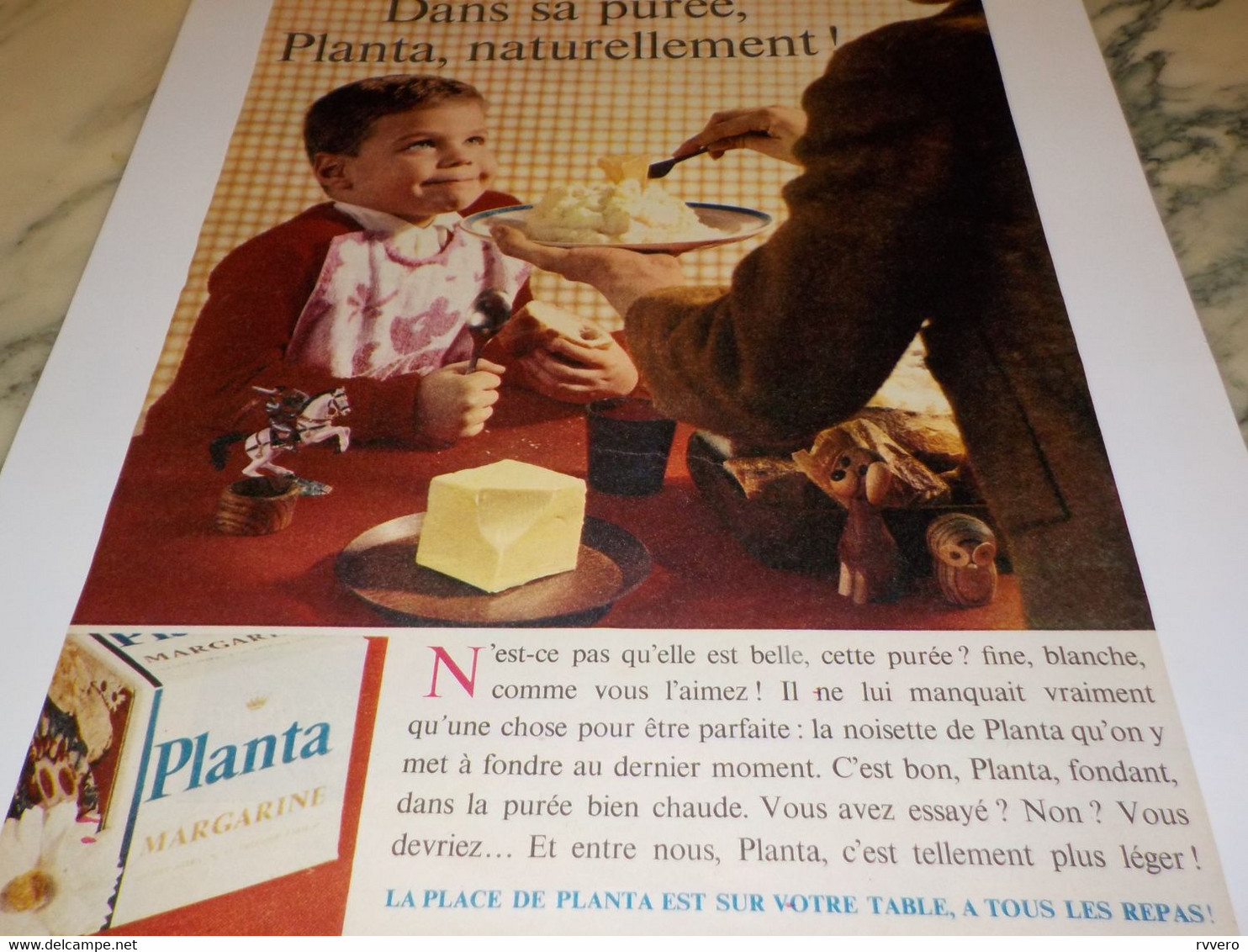 ANCIENNE PUBLICITE DANS SA PUREE  MARGARINE PLANTA  1961 - Affiches