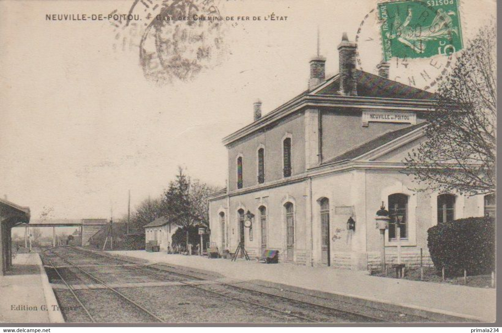 NEUVILLE EN POITOU- LA GARE - Neuville En Poitou