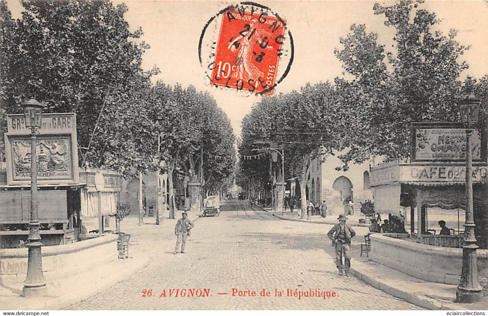 Avignon       84        Hôtel Des Postes Et Cours De La République      N° 20    (voir Scan) - Avignon