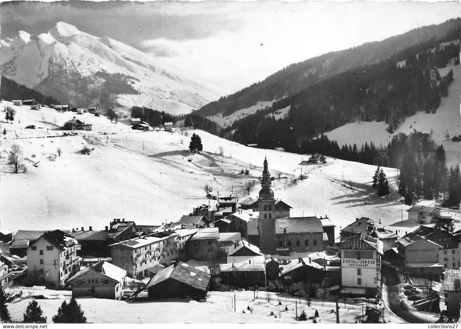 74-LA-CLUSAZ- VUE GENERALE ET L'ETALE - La Clusaz